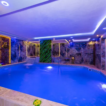 Bekdas Deluxe & 4*