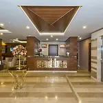 Bekdas Deluxe & Isztambul