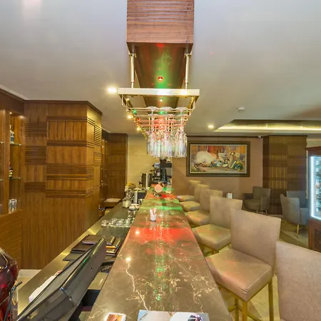 酒店 贝克达斯豪华酒店及水疗中心 4*