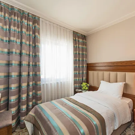 Otel Bekdas Deluxe & 4*