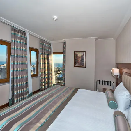 Отель Bekdas Deluxe & 4*